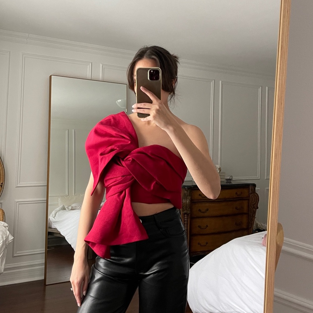 Crop top with bow detail